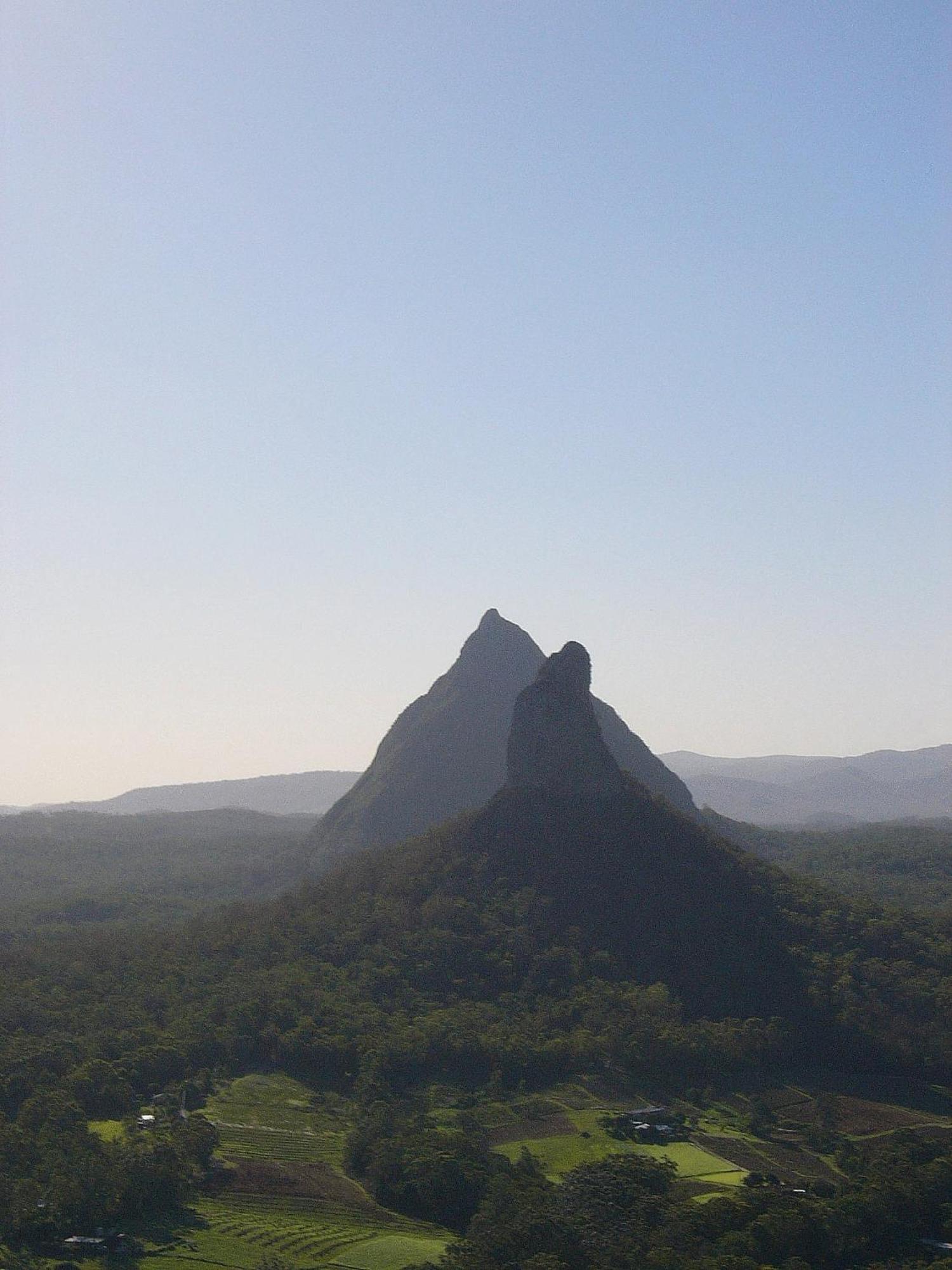 Glass House Mountains Ecolodge المظهر الخارجي الصورة