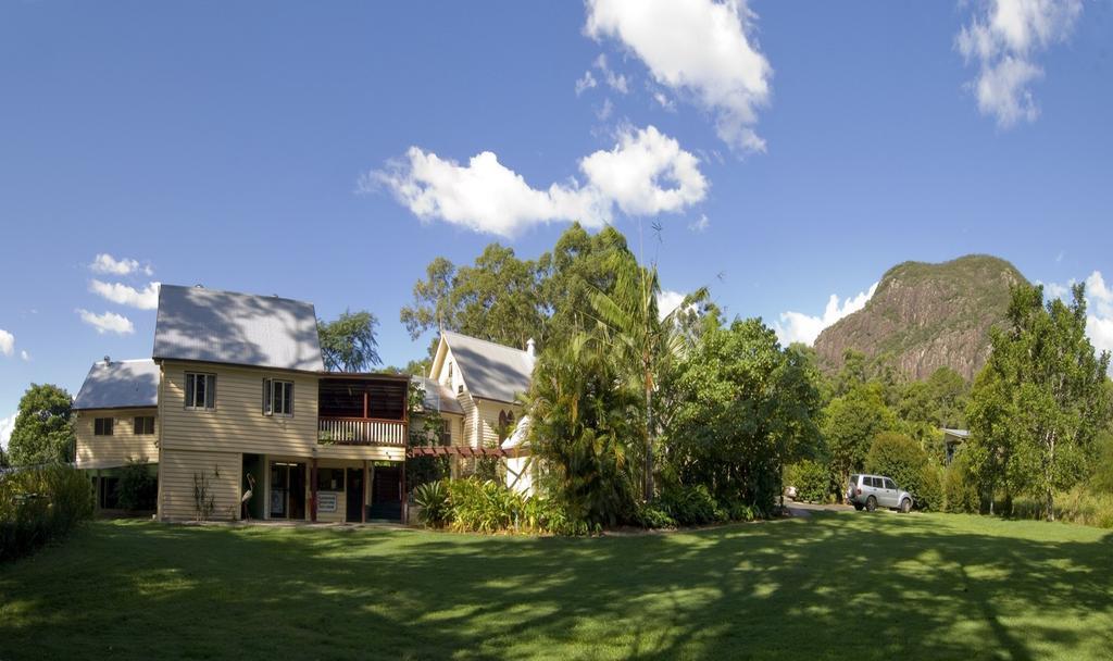 Glass House Mountains Ecolodge المظهر الخارجي الصورة