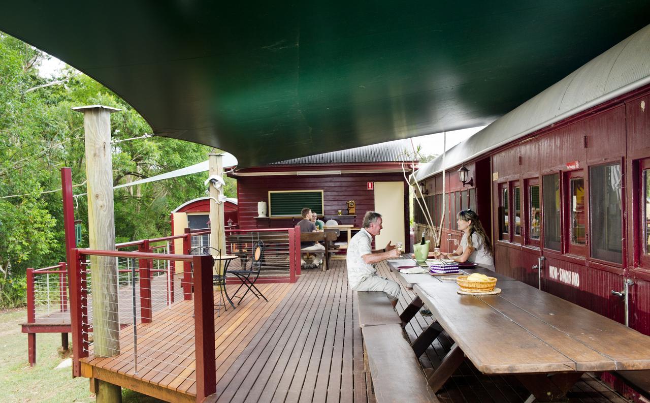Glass House Mountains Ecolodge المظهر الخارجي الصورة