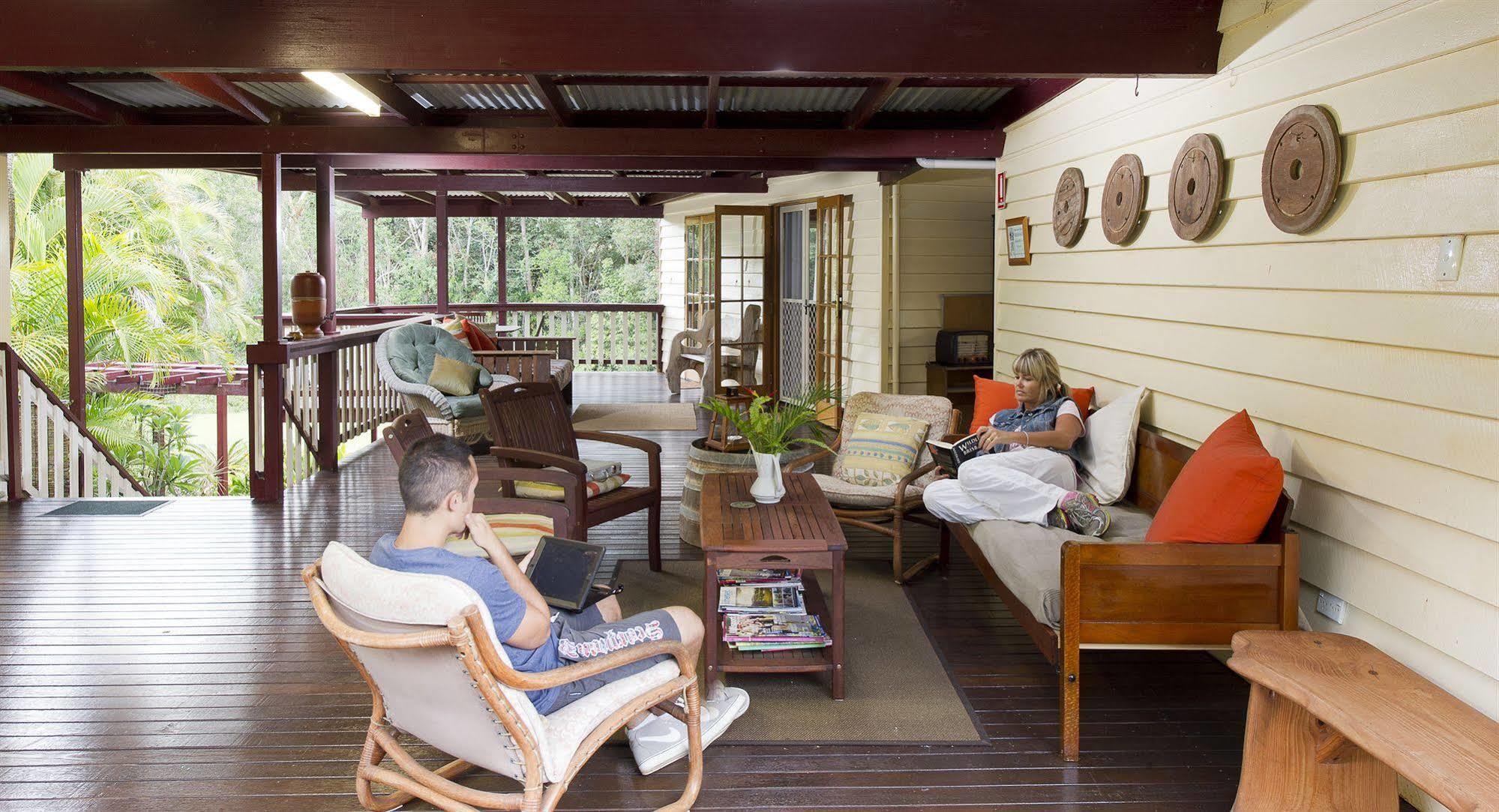 Glass House Mountains Ecolodge المظهر الخارجي الصورة